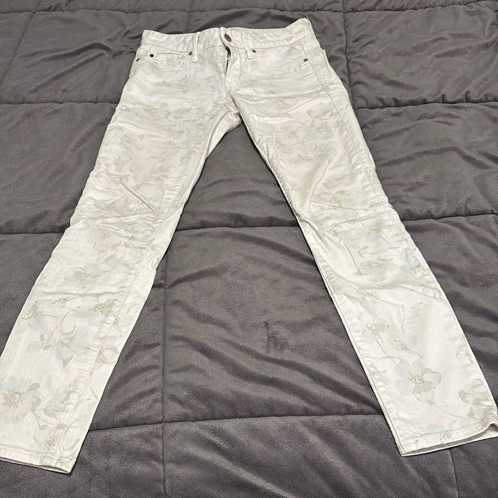 Gap always skinny jeans.